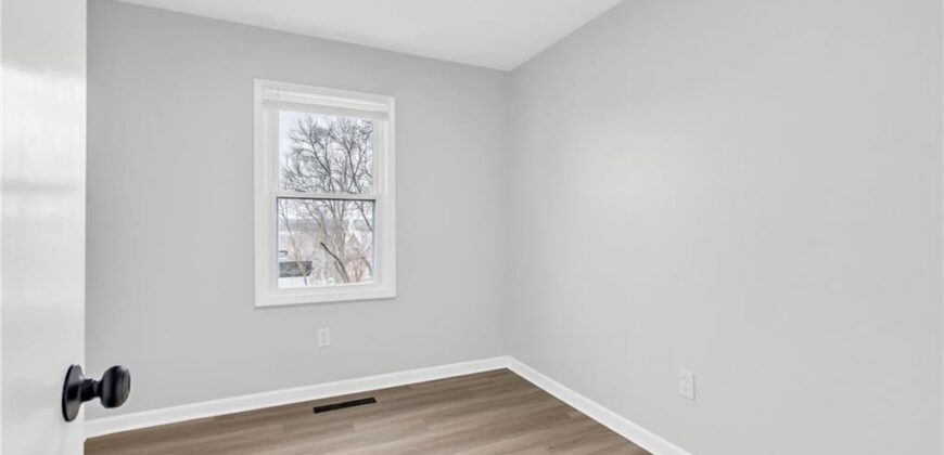 115 W 1st Street, Farley, MO 64028
