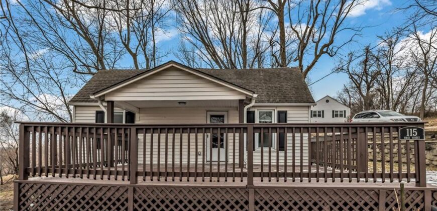 115 W 1st Street, Farley, MO 64028