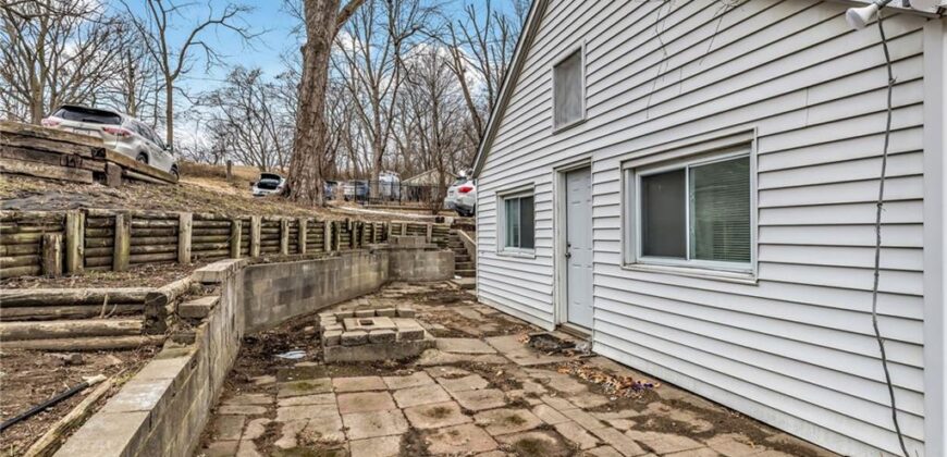115 W 1st Street, Farley, MO 64028