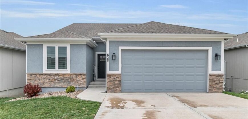 628 NW 110th Street, Kansas City, MO 64155