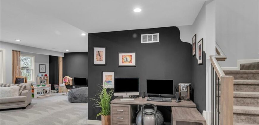 628 NW 110th Street, Kansas City, MO 64155