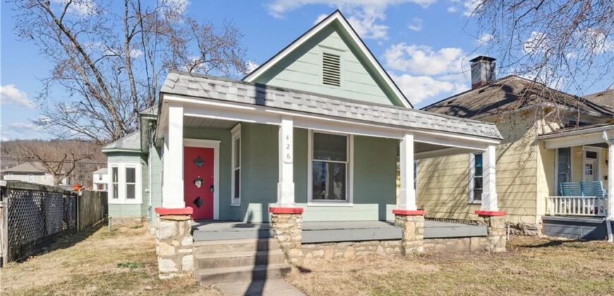 426 Benton Avenue, Excelsior Springs, MO 64024