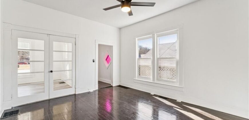 426 Benton Avenue, Excelsior Springs, MO 64024
