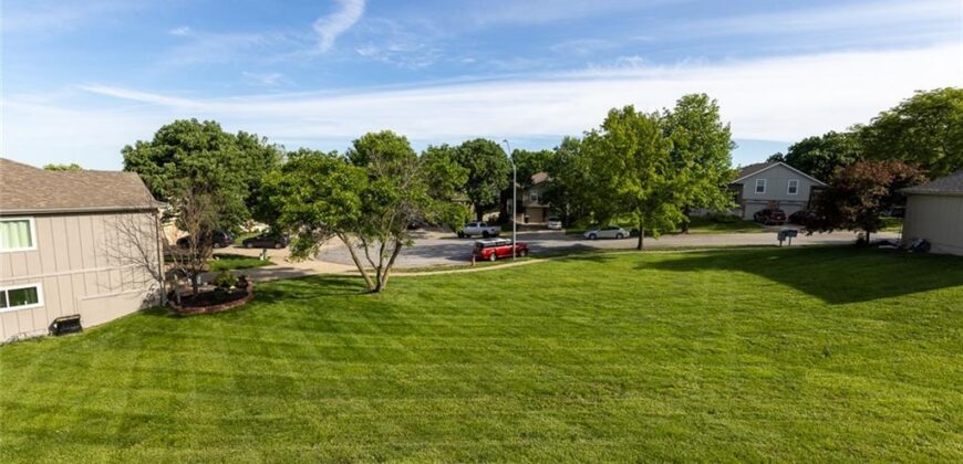 5321 NW 87th Court, Kansas City, MO 64154