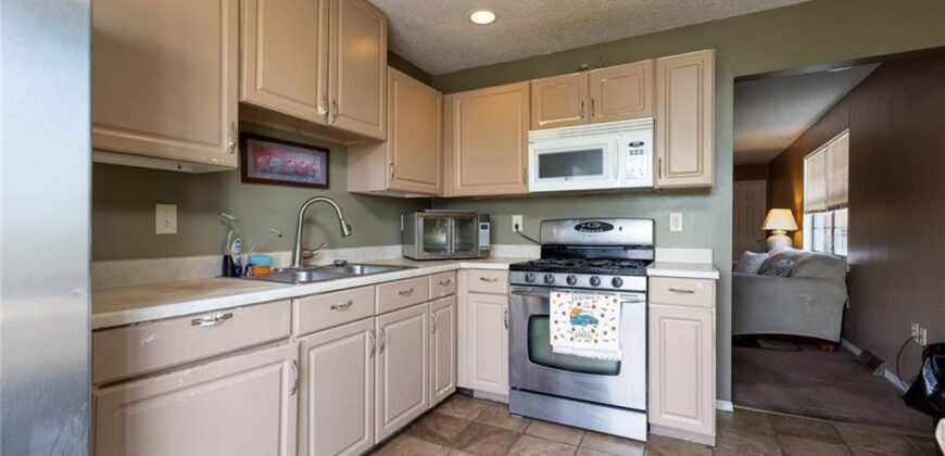 5321 NW 87th Court, Kansas City, MO 64154