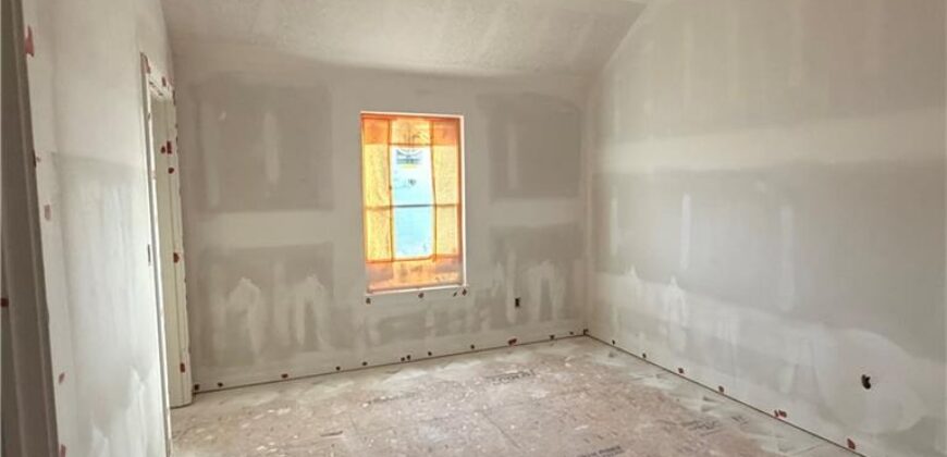 2308 Foxtail Drive, Kearney, MO 64060
