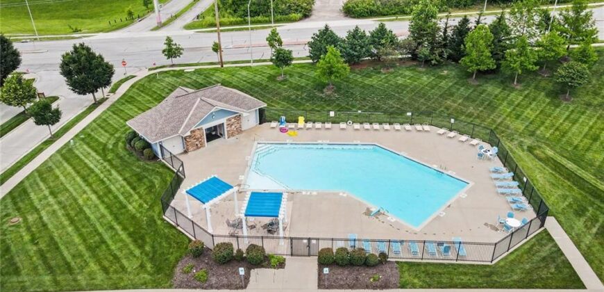 9000 N Seymour Avenue, Kansas City, MO 64153
