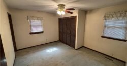 6740 SE Horseshoe Drive, Holt, MO 64048