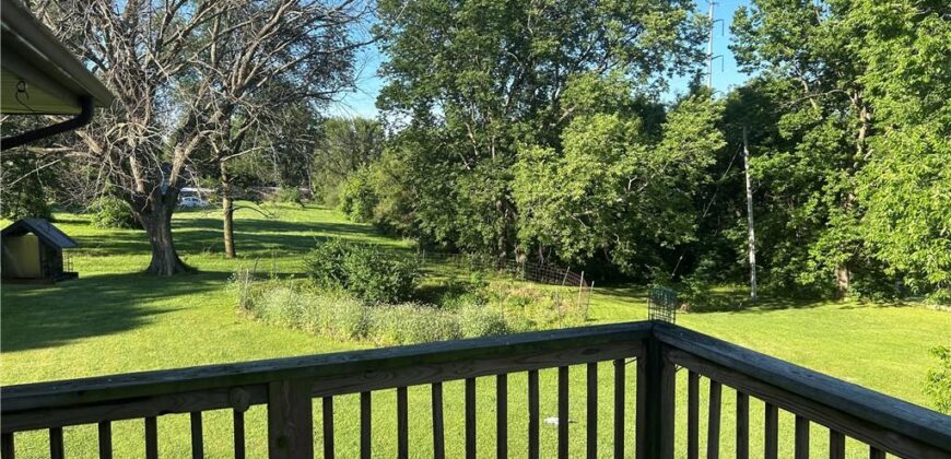 6740 SE Horseshoe Drive, Holt, MO 64048
