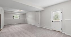 1913 White Tail Lane, Liberty, MO 64068