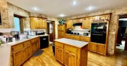 6001 78th Court, Kansas City, MO 64151