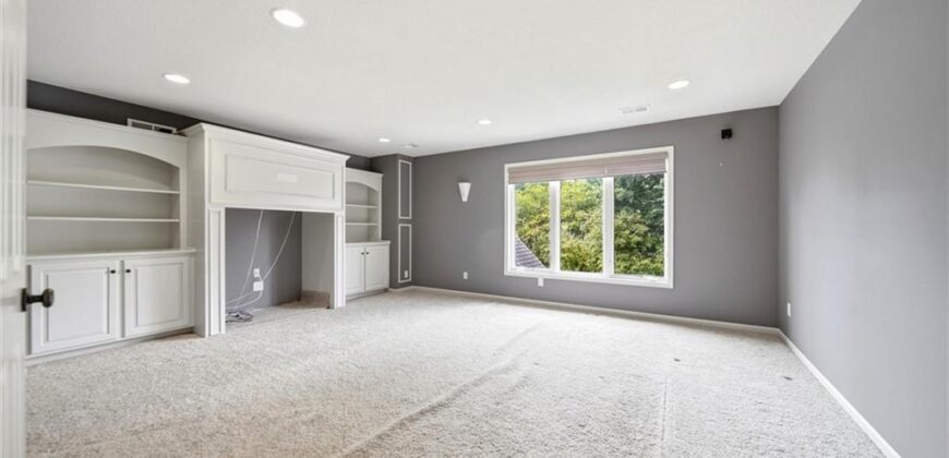 10306 North Brooklyn Avenue, Kansas City, MO 64155