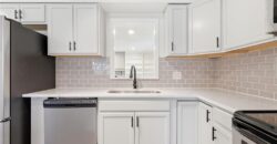 1702 NE Shady Lane Drive, Gladstone, MO 64118