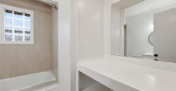 1702 NE Shady Lane Drive, Gladstone, MO 64118