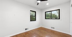 1702 NE Shady Lane Drive, Gladstone, MO 64118