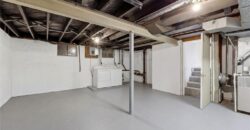 1702 NE Shady Lane Drive, Gladstone, MO 64118