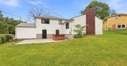 1702 NE Shady Lane Drive, Gladstone, MO 64118