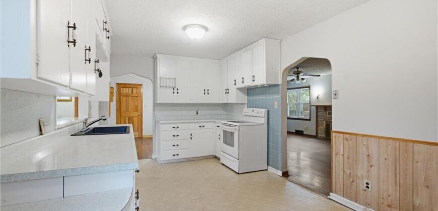 5048 N Olive Street, Kansas City, MO 64118