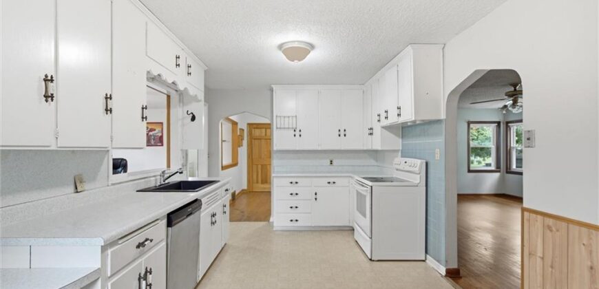 5048 N Olive Street, Kansas City, MO 64118