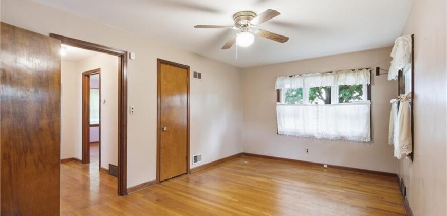5048 N Olive Street, Kansas City, MO 64118