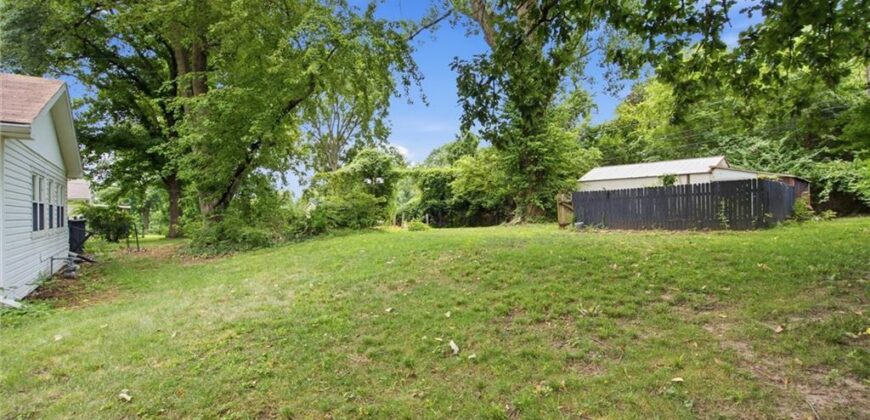 5048 N Olive Street, Kansas City, MO 64118