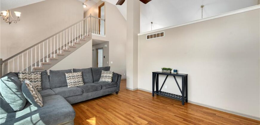 604 Hawthorne Place, Liberty, MO 64068