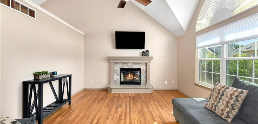 604 Hawthorne Place, Liberty, MO 64068