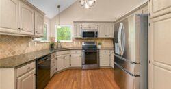 604 Hawthorne Place, Liberty, MO 64068
