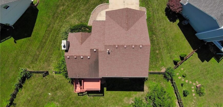 604 Hawthorne Place, Liberty, MO 64068