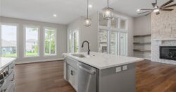 5794 NW Black Oak Court, Parkville, MO 64152