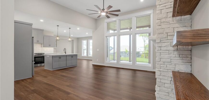 5794 NW Black Oak Court, Parkville, MO 64152