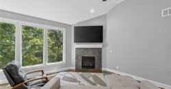 6229 N Green Hills Lane, Kansas City, MO 64151