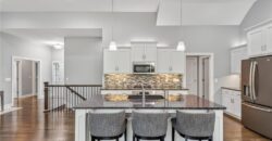 6229 N Green Hills Lane, Kansas City, MO 64151