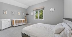 6229 N Green Hills Lane, Kansas City, MO 64151