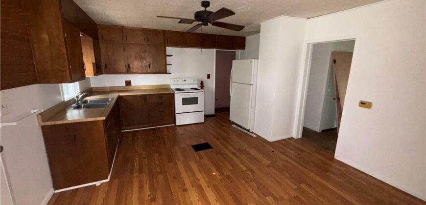 108 NW Heady Avenue, Ferrelview, MO 64163