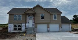 523 Skyview Lane, Liberty, MO 64068