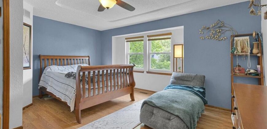 7005 MICHAEL Lane, Pleasant Valley, MO 64068