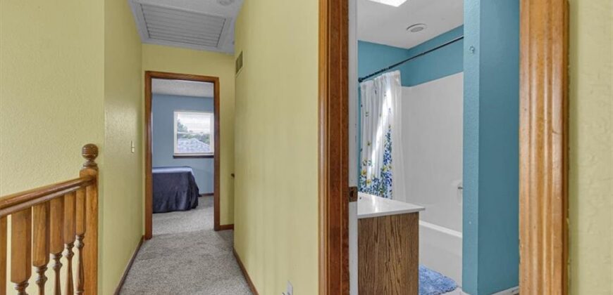 7005 MICHAEL Lane, Pleasant Valley, MO 64068