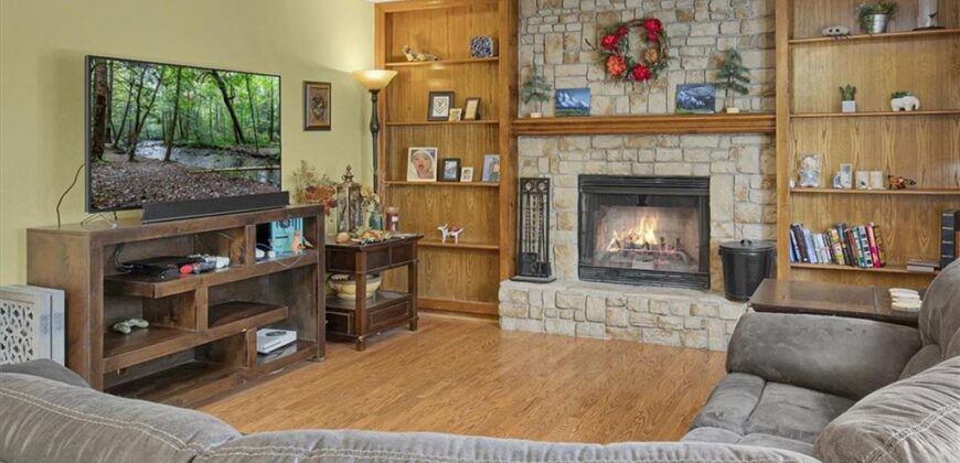 7005 MICHAEL Lane, Pleasant Valley, MO 64068