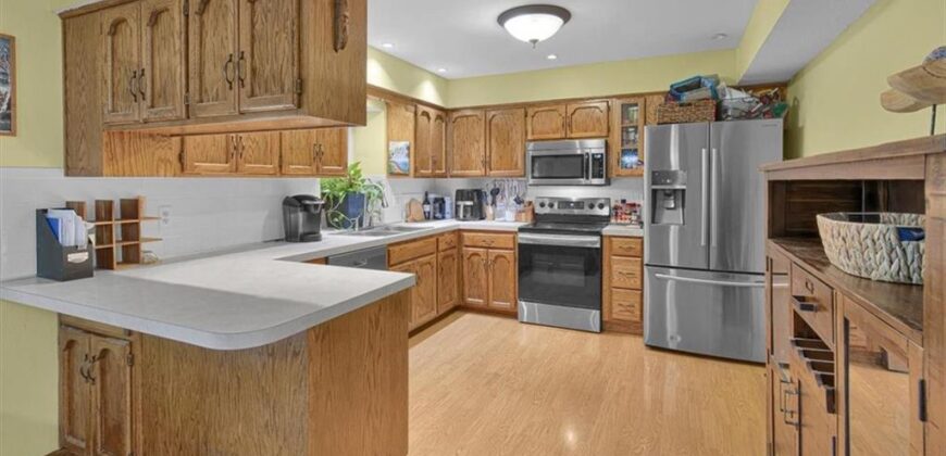 7005 MICHAEL Lane, Pleasant Valley, MO 64068