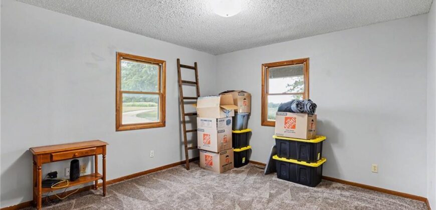 22125 Oil Well Road, Dearborn, MO 64439