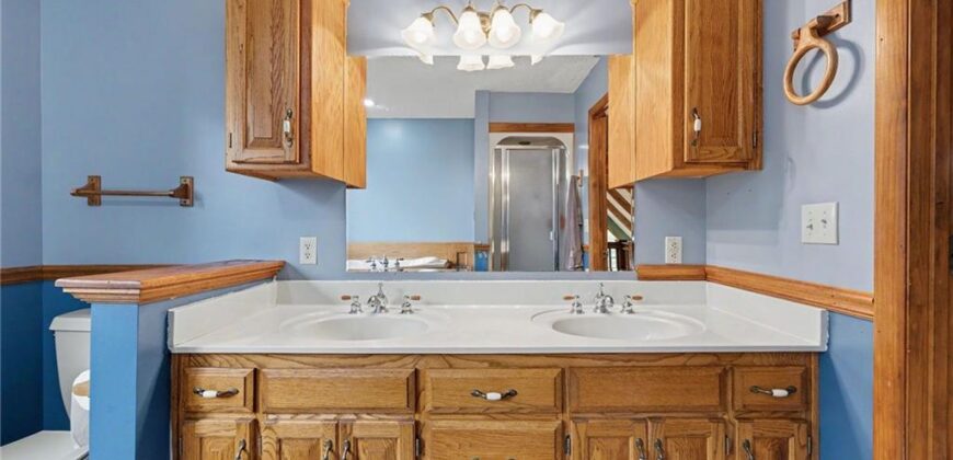 22125 Oil Well Road, Dearborn, MO 64439