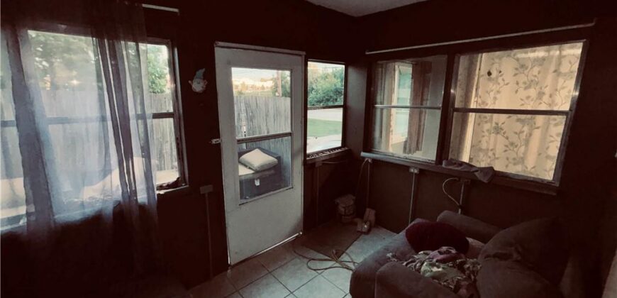 2404 NE 72nd Street, Kansas City, MO 64118
