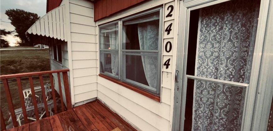 2404 NE 72nd Street, Kansas City, MO 64118