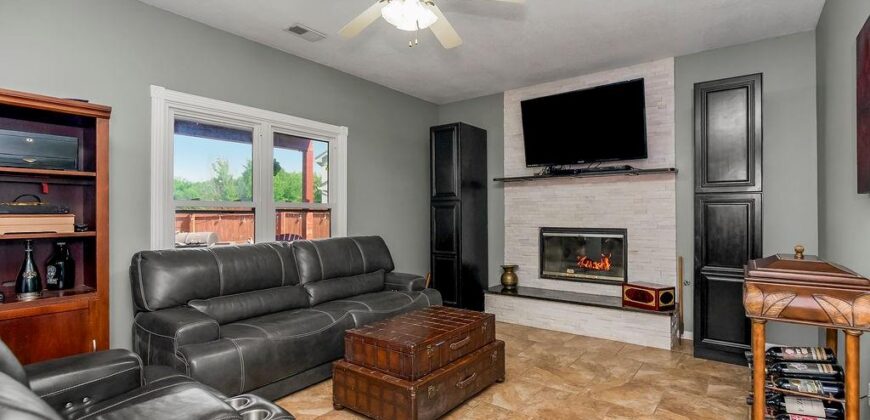 1120 NW 73rd Terrace, Kansas City, MO 64118