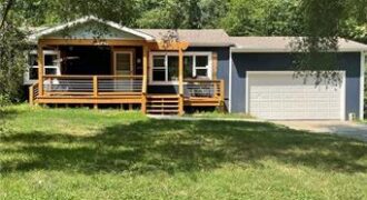 11010 N Holmes Street, Kansas City, MO 64155