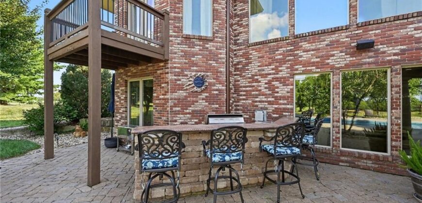 4808 NE. 137th Street, Smithville, MO 64089