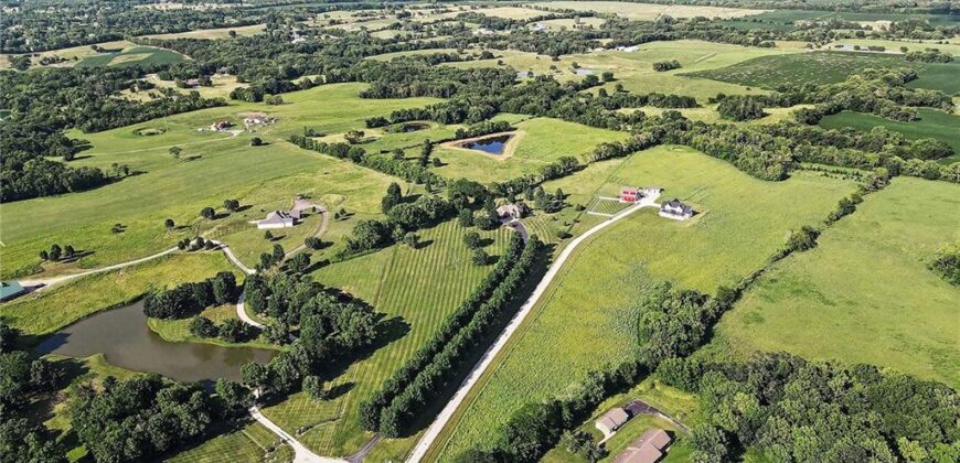 4808 NE. 137th Street, Smithville, MO 64089