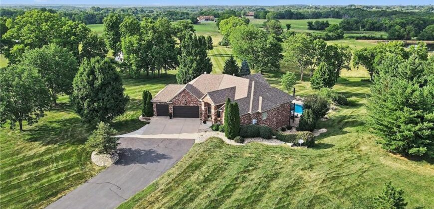 4808 NE. 137th Street, Smithville, MO 64089