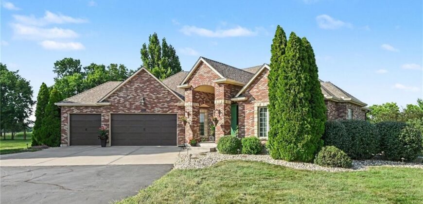 4808 NE. 137th Street, Smithville, MO 64089